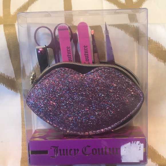 Sold JUICY COUTURE 7 Pc Grooming Manicure Kit - Picture 3 of 5